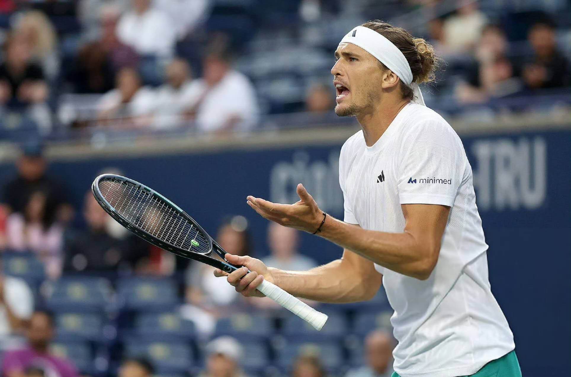 美网鏖战蒙特卡洛大师赛，兹维列夫统治全场